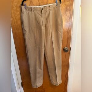 ✨Brooks Brothers Advantage Chino Clark. Classic Tan Chinos w34/l32